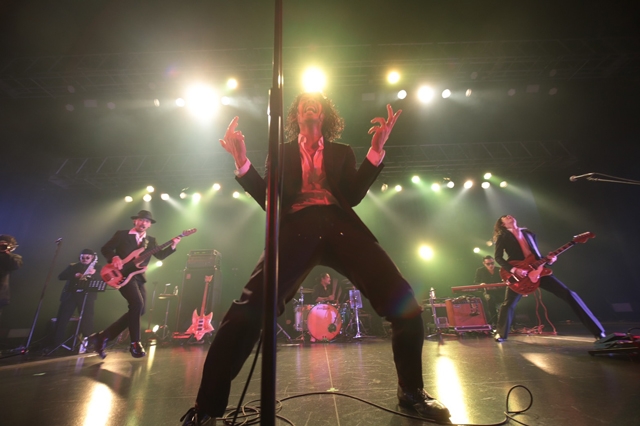 ALI、1stアルバム『MUSIC WORLD』リリース・ツアー完走 LEO「音楽万歳！」 CDJournal ニュース