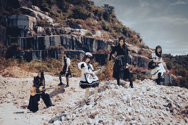 BAND-MAID、演奏力際立つインストゥルメンタル曲「from now on」MVを公開