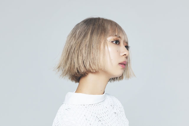 竹内アンナ、2年ぶりのフル・アルバム『TICKETS』リリース　新ヴィジュアル公開＆リリース・ワンマンも発表