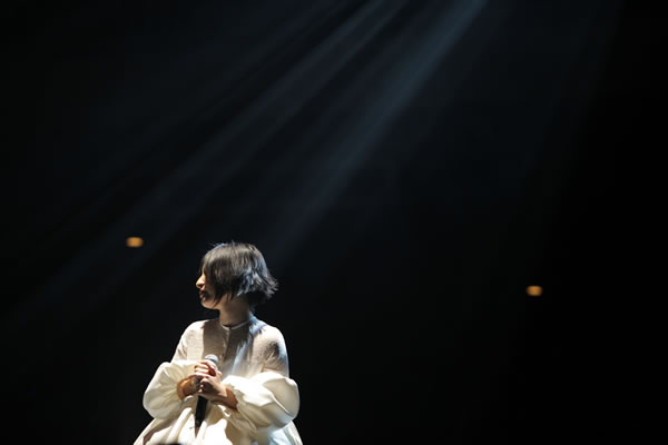 坂本真綾 連載 おんがくto わたし Everywhere Chapter 4 武道館 15周年記念ライブ Gift レポート Cdjournal Com