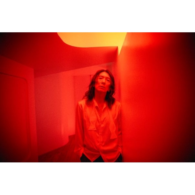 吉井和哉、12年ぶり8枚目のオリジナル・アルバム発売＆全国ホール・ツアー開催決定