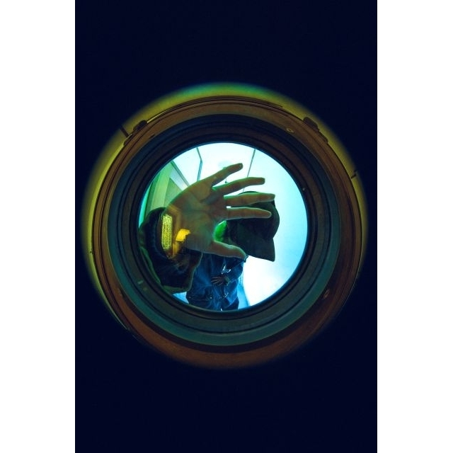 Eve、TVアニメ『とんがり帽子のアトリエ』OPテーマを担当　ヨルシカのsuisを迎えた新曲を書き下ろし