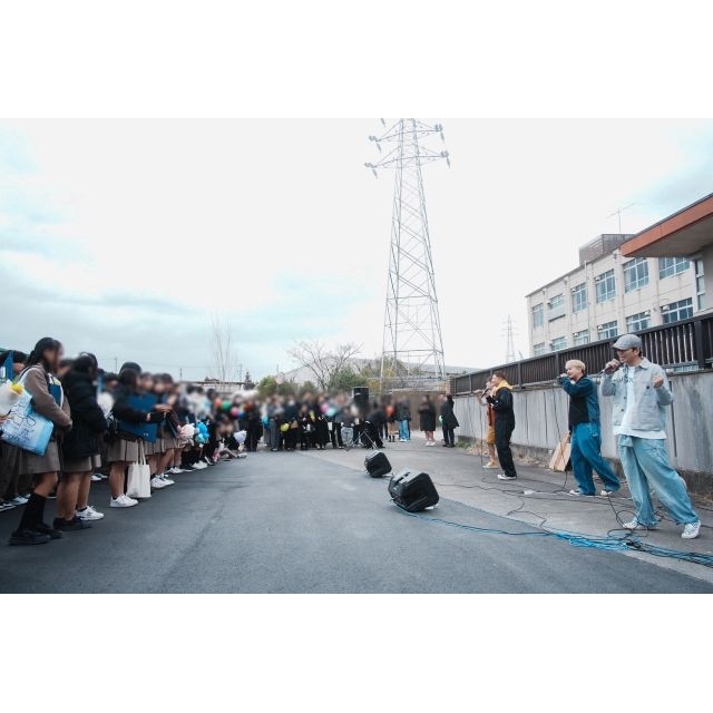 「また、会おう！」　THE FRANK VOXが卒業生に歌でエール