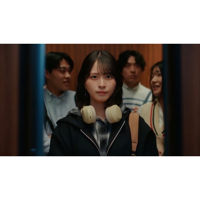 「サムライマック」のCM「普通のマックじゃ物足んねえ。」篇で堺雅人と共演している女性は？