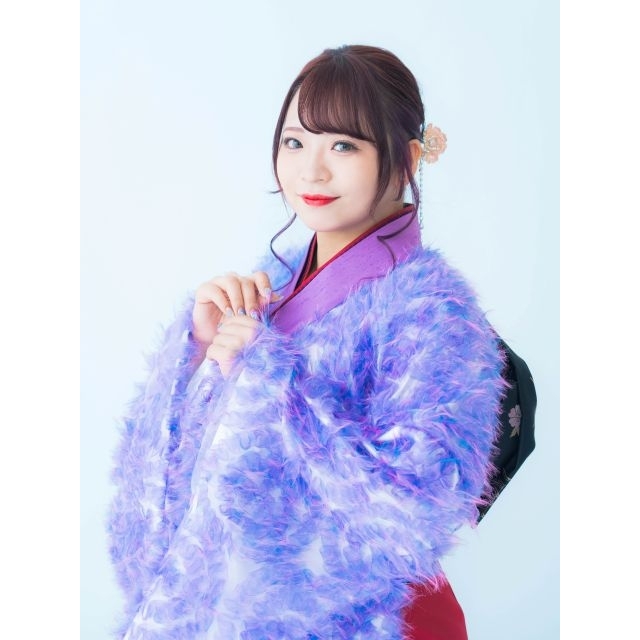 北山たけしプロデュース・堀内春菜、曽我の傘焼きまつりで新曲「みれん傘」ヒット祈願