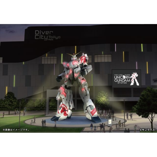 実物大ユニコーンガンダム立像が、特別装飾「RX-0 ユニコーンガンダム Ver. TWC FINAL」に
