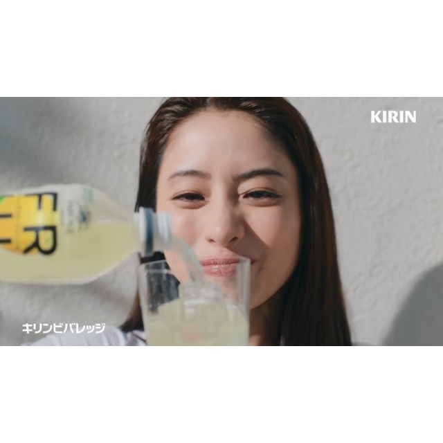 石原さとみ出演、「キリン iMUSE フルーツリフレッシュ」のCMで流れる曲は？