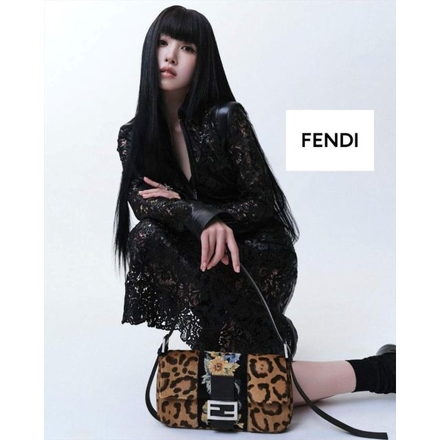 「FENDI」の新ヴィジュアルに登場している女性は？