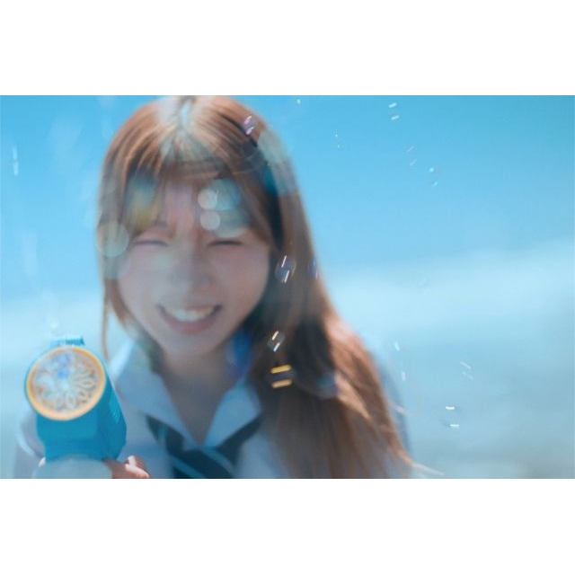 [その他]　miwa「暑すぎて笑っちゃうね」MVに出演している女性は？