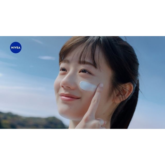 中島瑠菜出演、「ニベアクリーム」のCMで流れる曲は？