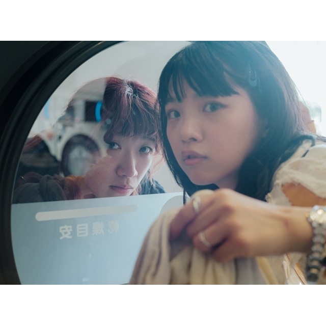 ギターとトイ楽器によるデュオ“沼”、新作アルバム『いとまのすいけい』レコ発を神奈川と東京で開催