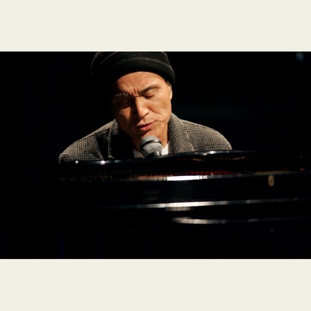 小田和正、自身がホスト役を務めた音楽番組『クリスマスの約束』2005～07年版のBlu-ray発売