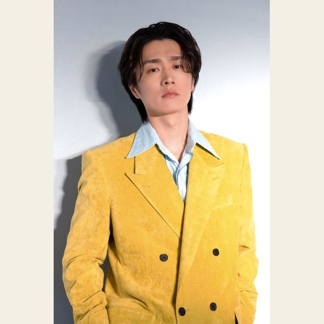 おやじ世代が今歌いたい“オトコウタ”！　真田ナオキのロック演歌「陽が沈む前に…」がカラオケ好調！