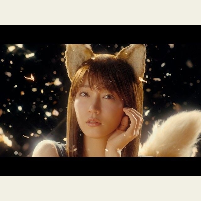 吉岡里帆出演、「日清のどん兵衛」のCM「帰ってきたどんぎつね」篇で流れる曲は？